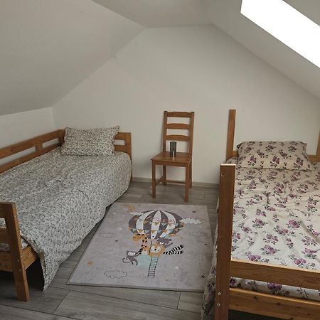 Casa Coco Hotel Curtea De Arges Bagian luar foto