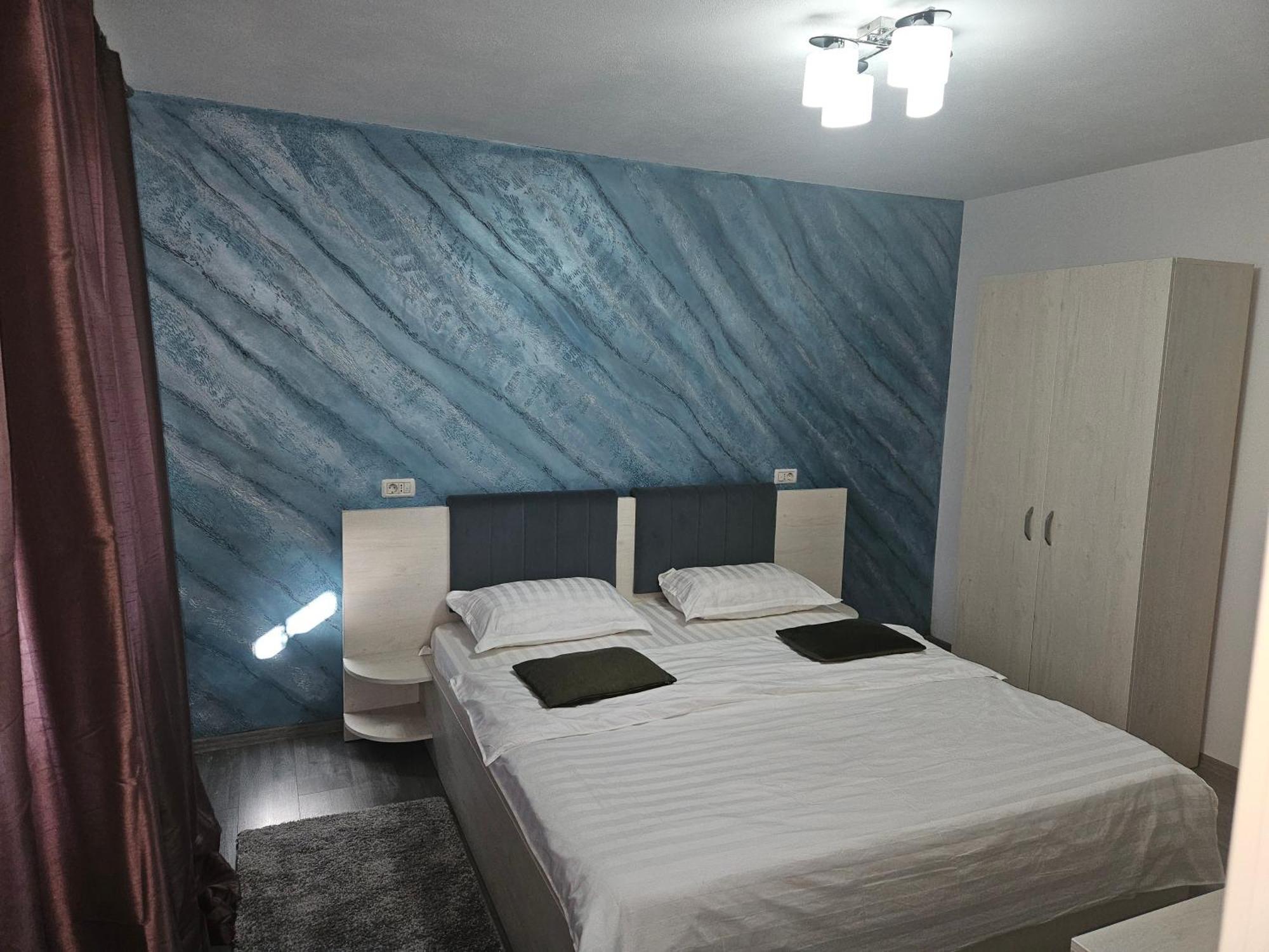 Casa Coco Hotel Curtea De Arges Bagian luar foto