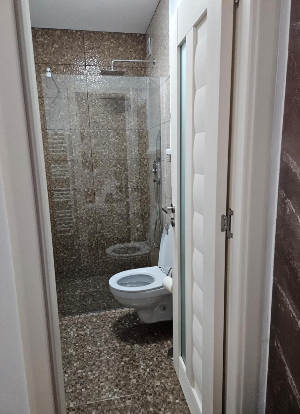 Casa Coco Hotel Curtea De Arges Bagian luar foto